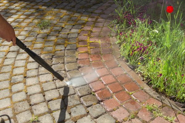 Cost of Walkway Cleaning Service in Broken Arrow