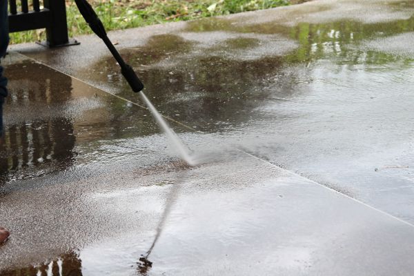 Cost of Concrete Deck Cleaning in Broken Arrow