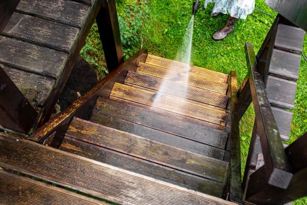 Cost of Wood Power Washing in Broken Arrow